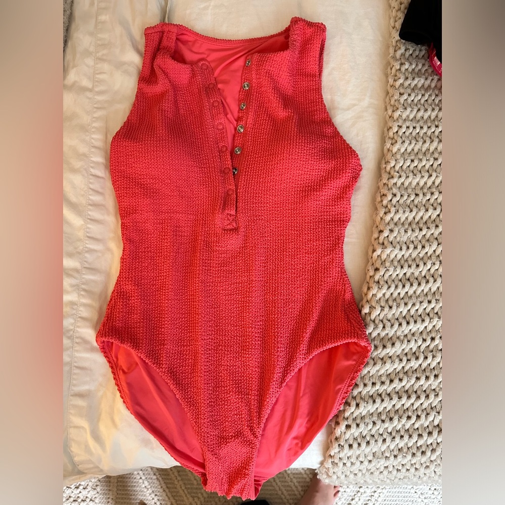 Andie Swim The Malibu One Piece Seersucker Pink Grapefuit Size Small NWT Classic